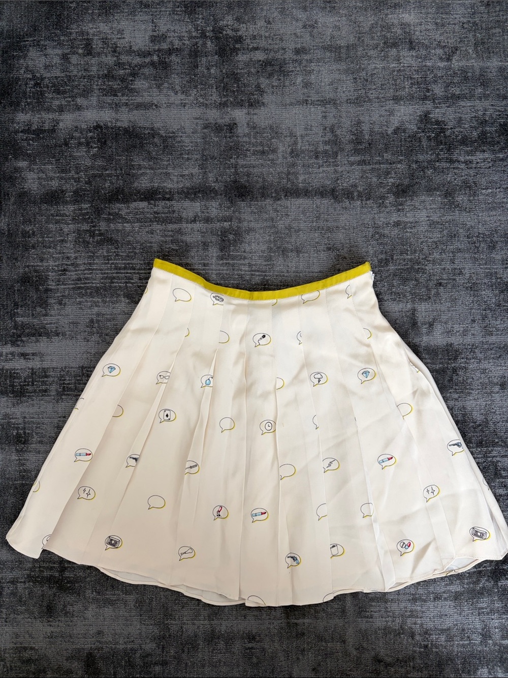 Cynthia Rowley Cream Pleated Skirt with Yellow Waistband and Micro Print